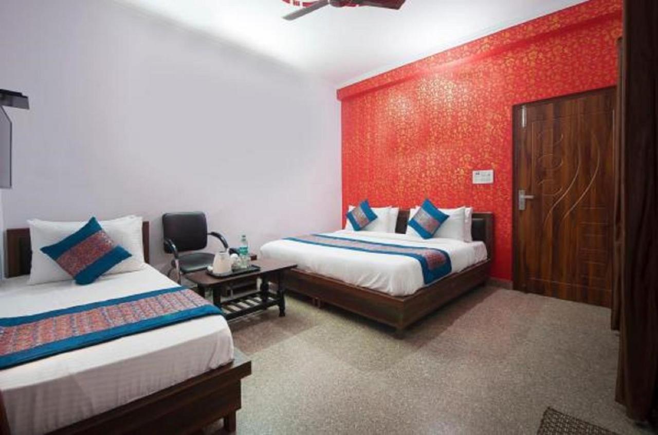Airport Hotel Green Heights Нью-Делі Екстер'єр фото